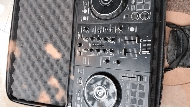 Bàn DJ Pioneer DJ DDJ-400 Đen Như mới. Mua bán Nhạc cụ tại Huyện Lý Nhân Hà Nam được đăng bởi Trần Đạo hình 1