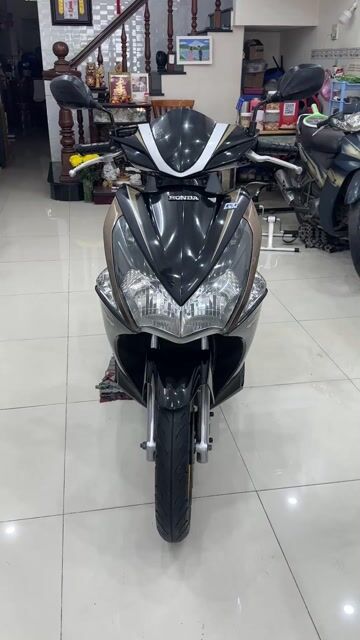 Honda Air Blade Fi ( Đời 2012 ) BS: 65 Cần Thơ. Mua bán Xe máy tại Quận Ninh Kiều Cần Thơ được đăng bởi CH XE MÁY 7 THÀNH hình 1