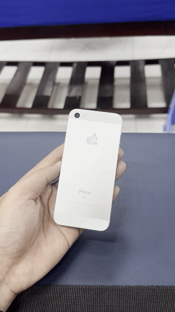 Apple iPhone SE Bạc Đã sử dụng. Mua bán Điện thoại tại Quận 12 Tp Hồ Chí Minh được đăng bởi NTTU hình 1