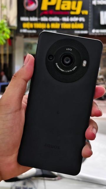 Sharp Aquos R8 Pro 12GB/256GB Đen. Mua bán Điện thoại tại Quận Thanh Xuân Hà Nội được đăng bởi Em Vũ PlayMobile hình 1