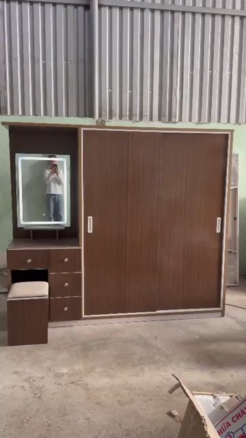 Tủ quần áo liền bàn trang điểm . Mua bán Tủ, kệ gia đình tại Quận 10 Tp Hồ Chí Minh được đăng bởi Phương thủy hình 1