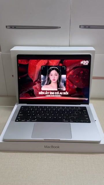Apple Macbook Pro M4 14 inch 16GB/512GB. Mua bán Laptop tại Quận Hai Bà Trưng Hà Nội được đăng bởi Junioor Computer hình 1