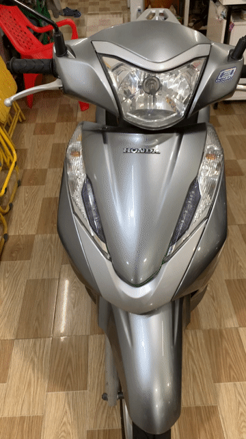 Honda Lead FI Bạc 39000 km. Mua bán Xe máy tại Huyện Bến Lức Long An được đăng bởi Xe ở Bến Lức  hình 1