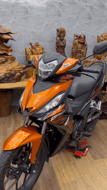 Honda Winner V1 2017 chúnh chủ biển số SG. Mua bán Xe máy tại Quận 7 Tp Hồ Chí Minh được đăng bởi Xe Cũ Hiếu CT hình 1