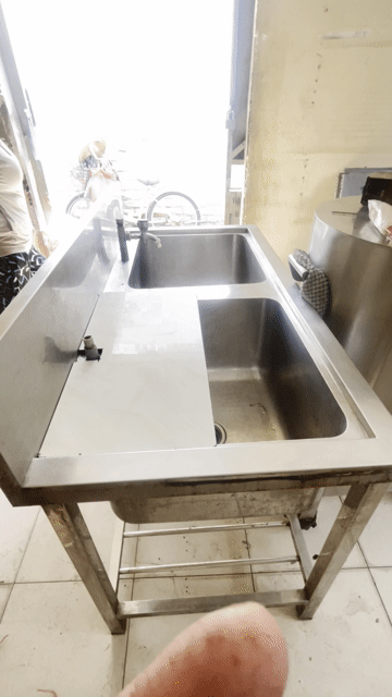 Bồn rửa chén Inox Bạc Hiện đại. Mua bán Thiết bị vệ sinh, nhà tắm tại Quận 3 Tp Hồ Chí Minh được đăng bởi son Tran hình 1