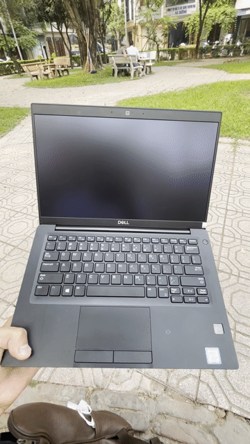✳️ Dell 7390 i5 8250 Ram 8G màn đẹp ✳️. Mua bán Laptop tại Quận Hoàng Mai Hà Nội được đăng bởi Hieuz Computer hình 1