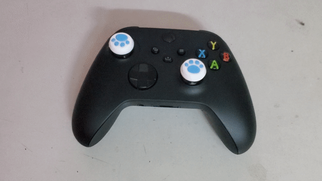 Tay cầm chơi game Xbox Đen. Mua bán Thiết bị chơi game tại Quận Long Biên Hà Nội được đăng bởi Lê Minh Hưng hình 1