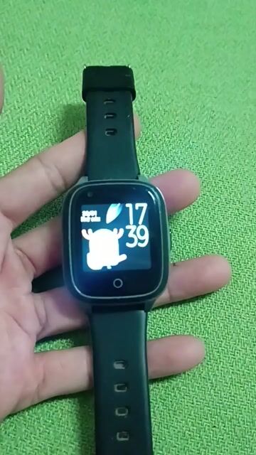 Đồng hồ thông minh trẻ em Đen. Mua bán Thiết bị đeo thông minh tại Huyện Long Thành Đồng Nai được đăng bởi Tuấn hình 1