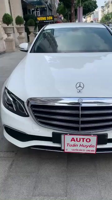 Mercedes Benz E Class E200 2016 màu trắng. Mua bán Ô tô tại Quận Long Biên Hà Nội được đăng bởi Auto Tuấn Huyền hình 1