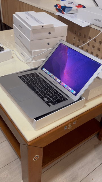 MacBook Air 2015 i5 13.3 8GB/256GB Fullbox. Mua bán Laptop tại Thành phố Thủ Đức Tp Hồ Chí Minh được đăng bởi KHÔI MINH hình 1