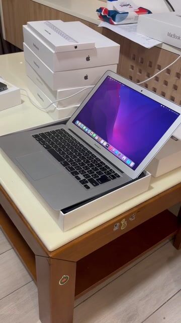 MacBook Air 2015 i5 13.3 8GB/256GB Fullbox. Mua bán Laptop tại Thành phố Thủ Đức Tp Hồ Chí Minh được đăng bởi KHÔI MINH hình 1