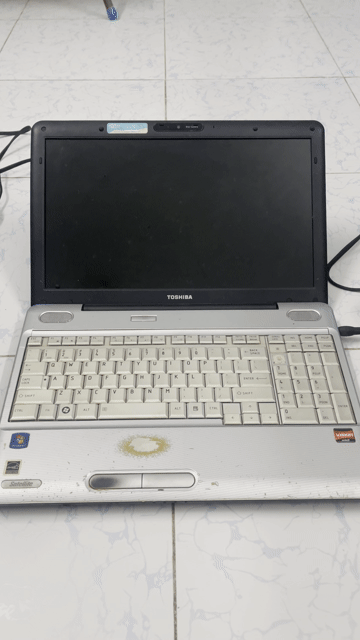 Toshiba Satellite L505D-S5992 Bạc mở không lên. Mua bán Laptop tại Quận Bình Tân Tp Hồ Chí Minh được đăng bởi cuong hình 1
