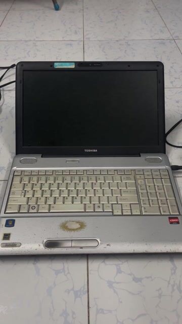 Toshiba Satellite L505D-S5992 Bạc mở không lên. Mua bán Laptop tại Quận Bình Tân Tp Hồ Chí Minh được đăng bởi cuong hình 1