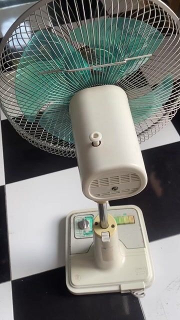Bán 1quạt Tóshiba Nhật. Mua bán Quạt tại Huyện Châu Thành Bến Tre được đăng bởi Rồng Lang Thang hình 1
