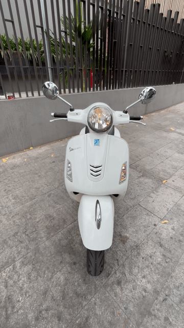 Piaggio Vespa GTS 125- 3V.ie 2016 Trắng. Mua bán Xe máy tại Quận 3 Tp Hồ Chí Minh được đăng bởi  Võ Thanh Hoàng hình 1