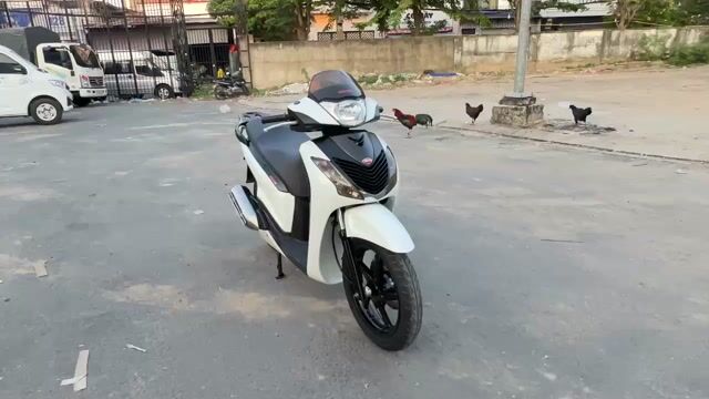 Honda SH 150 xe nhập ý 2011. Mua bán Xe máy tại Quận 12 Tp Hồ Chí Minh được đăng bởi Cửa hàng Xe máy 380 hình 1