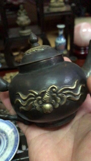 Ấm trà Đồng thủ công. Mua bán Nội thất, đồ gia dụng khác tại Huyện Gia Lâm Hà Nội được đăng bởi Nguyễn thành công hình 1