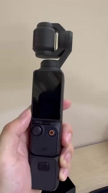 Máy quay DJI Osmo Pocket 3 Basic Đen 64GB. Mua bán Máy ảnh, Máy quay tại Thành phố Việt Trì Phú Thọ được đăng bởi Đăng Nguyễn hình 1