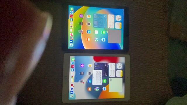 Apple iPad Gen 5 32GB Xám. Mua bán Máy tính bảng tại Huyện Mỏ Cày Bắc Bến Tre được đăng bởi Lê Anh Khoa hình 1