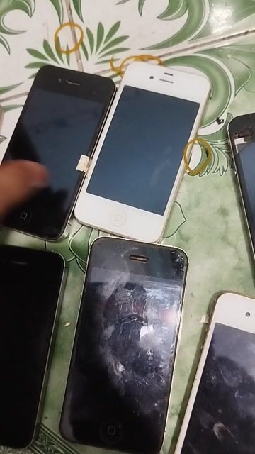 iPhone 4s Đen, Trắng Xác máy. Mua bán Điện thoại tại Thành phố Thủ Đức Tp Hồ Chí Minh được đăng bởi R3 hình 1