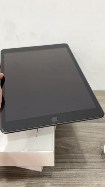 IPAD GEN 9 NEW 99%. Mua bán Máy tính bảng tại Quận 10 Tp Hồ Chí Minh được đăng bởi Nana hình 1