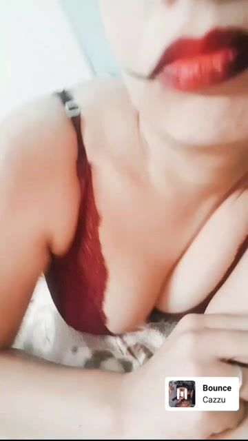 Model - Liz Sanchez brunette