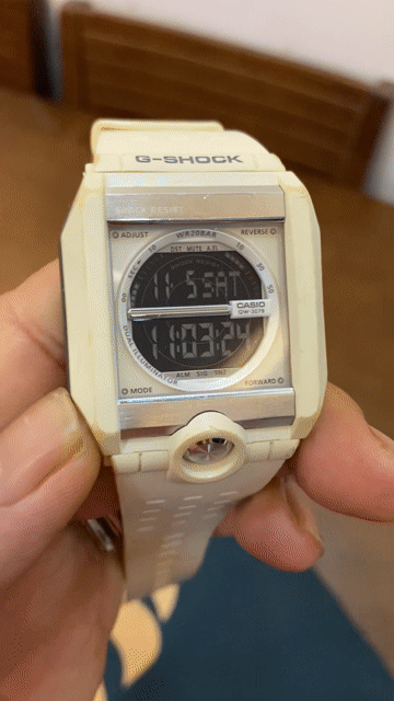 Đồng hồ Casio G-8100 điện tử trắng. Mua bán Đồng hồ tại Quận Ninh Kiều Cần Thơ được đăng bởi Tất Thành Nhân hình 1