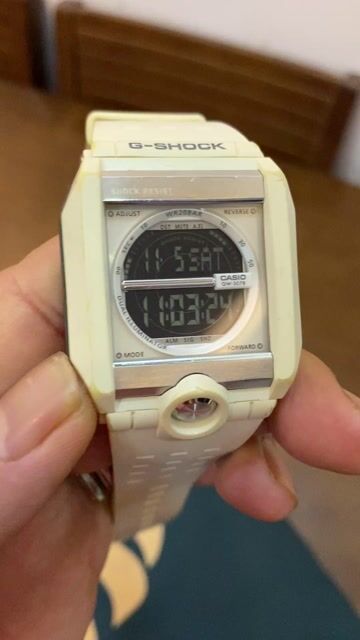 Đồng hồ Casio G-8100 điện tử trắng. Mua bán Đồng hồ tại Quận Ninh Kiều Cần Thơ được đăng bởi Tất Thành Nhân hình 1