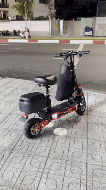Xe điện SEALUP Thể thao Đen, Đỏ. Mua bán Xe máy tại Quận Tân Phú Tp Hồ Chí Minh được đăng bởi Tiến Nguyễn hình 1