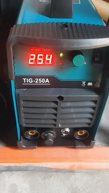 Máy hàn tig 250A 2 chức năng que và tig inox. Mua bán Đồ chuyên dụng, Giống nuôi trồng tại Huyện Trần Văn Thời Cà Mau được đăng bởi Dụng cụ  hình 1