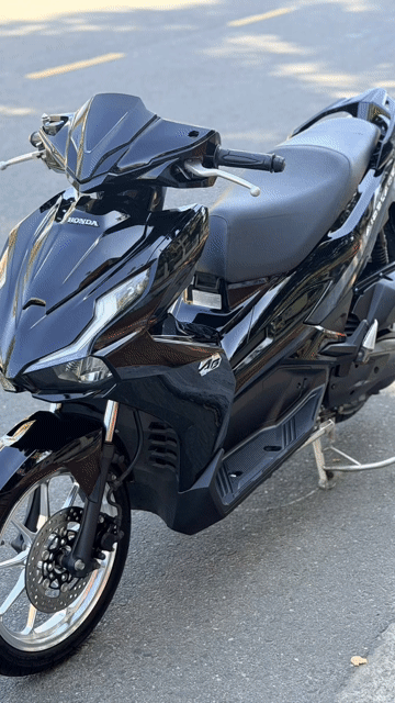Honda Air Blade 2023 Đen bóng,mâm crom cực đẹp ken. Mua bán Xe máy tại Quận Liên Chiểu Đà Nẵng được đăng bởi Thanh Thao Luong hình 1