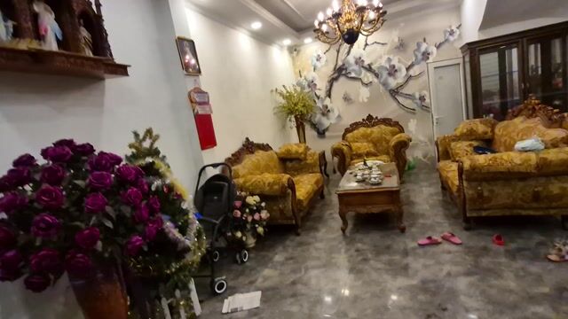 Ghế sofa gỗ nhập khẩu màu vàng. Mua bán Bàn ghế tại Quận Cầu Giấy Hà Nội được đăng bởi Chiên hình 1