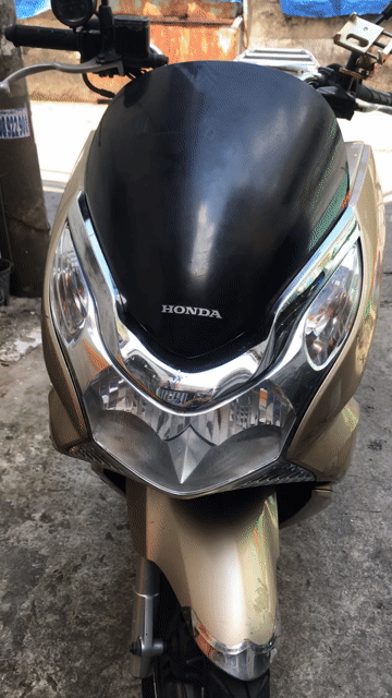 Honda PCX 125 Thái Zin 2010 chính chủ 2 khoá từ. Mua bán Xe máy tại Quận Bình Tân Tp Hồ Chí Minh được đăng bởi Tran Thuan hình 1