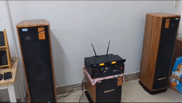 Dàn karaoke Boston Audio BA 898 PLUS Nâu Đen. Mua bán Tivi, Âm thanh tại Quận Tân Phú Tp Hồ Chí Minh được đăng bởi Tâm phan minh hình 1