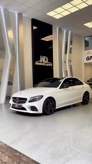 Mercedes C300 AMG 2021 - 1 chủ từ đầu. Mua bán Ô tô tại Thành phố Thủ Đức Tp Hồ Chí Minh được đăng bởi Trường Nguyễn Xe Sang hình 1