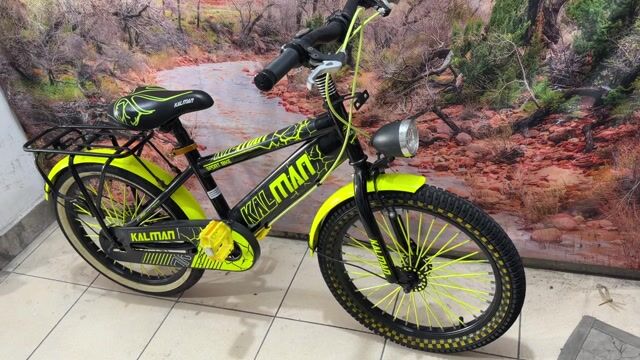 Xe trẻ em KALMAN 18 inch,,mới 95%. Mua bán Xe đạp tại Quận Tân Bình Tp Hồ Chí Minh được đăng bởi Bbb hình 1