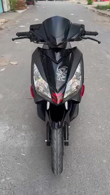 Honda Air Blade 2011 Đen đỏ. Mua bán Xe máy tại Quận 12 Tp Hồ Chí Minh được đăng bởi Cửa hàng Xe máy 380 hình 1