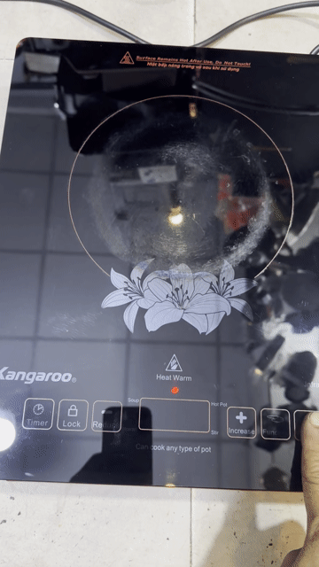 Bếp hồng ngoại Kangaroo KG 384i ko kén nồi. Mua bán Bếp, lò, đồ điện nhà bếp tại Quận 7 Tp Hồ Chí Minh được đăng bởi Phạm hưng 1982 Q7 Đồ Cũ Bao Sài  hình 1