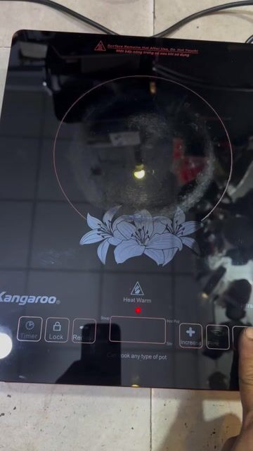 Bếp hồng ngoại Kangaroo KG 384i ko kén nồi. Mua bán Bếp, lò, đồ điện nhà bếp tại Quận 7 Tp Hồ Chí Minh được đăng bởi Phạm hưng 1982 Q7 Đồ Cũ Bao Sài  hình 1