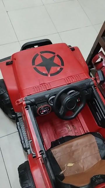 Xe điện trẻ em màu Đỏ 12V. Mua bán Mẹ và bé tại Quận 10 Tp Hồ Chí Minh được đăng bởi whiteblue hình 1