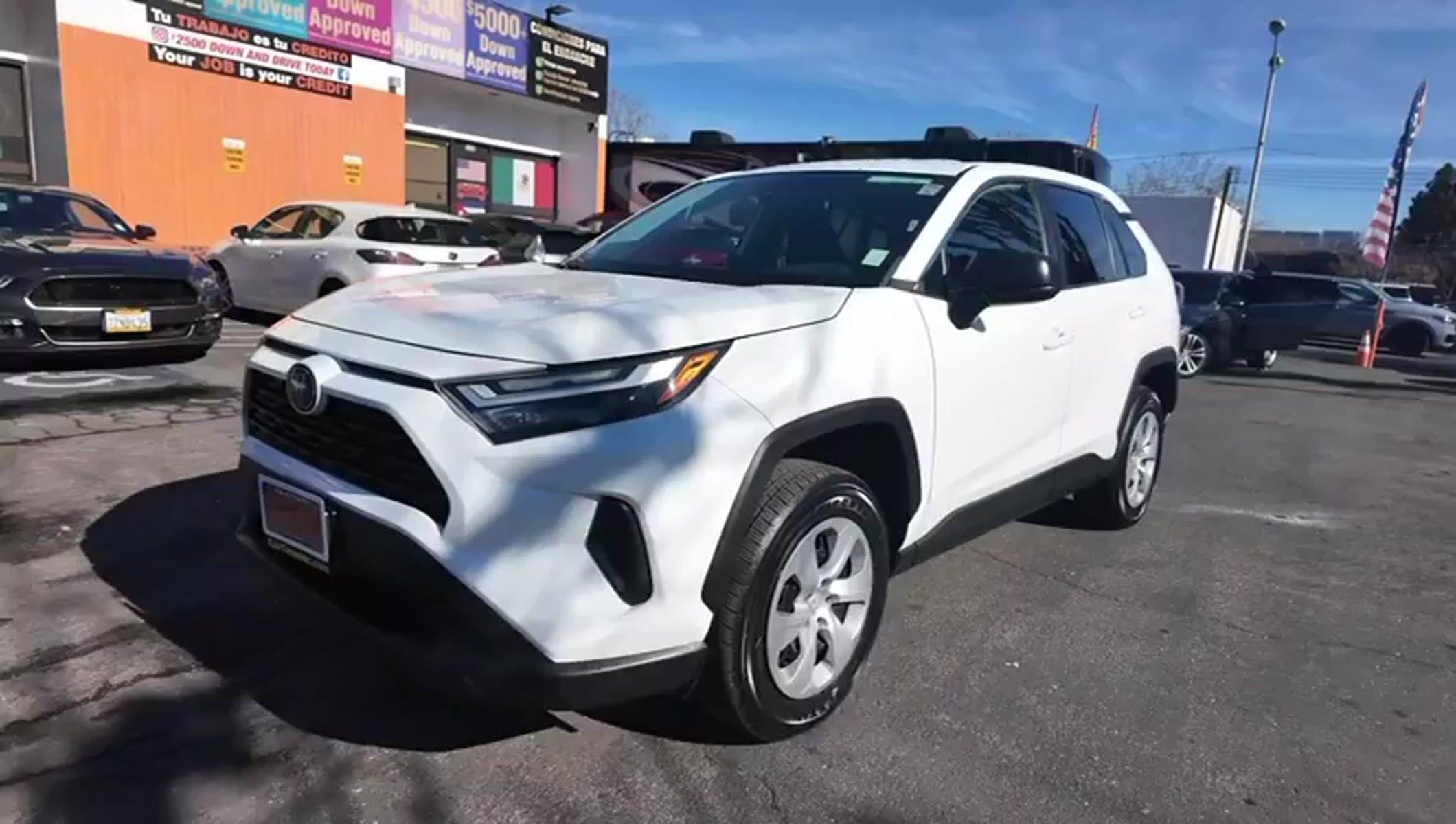 Video thumbnail for 2024 Toyota RAV4