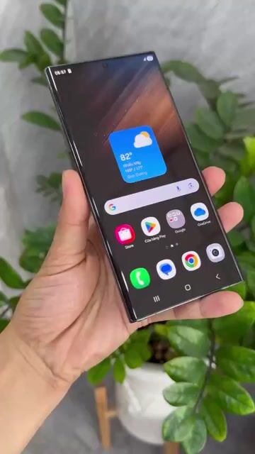 Samsung S22 Ultra - 2 Sim - Snap 8 Gen 1 - Trả Góp. Mua bán Điện thoại tại Quận Gò Vấp Tp Hồ Chí Minh được đăng bởi TOTO MOBILE hình 1