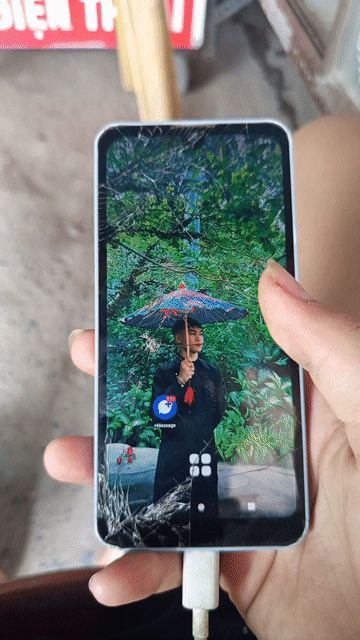 Docomo Xám Hỏng màn hình. Mua bán Điện thoại tại Quận Bắc Từ Liêm Hà Nội được đăng bởi Khiên Nguyễn hình 1