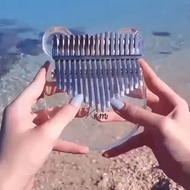 Đàn Kalimba Lucky Music 17 phím Trong suốt. Mua bán Nhạc cụ tại Thành phố Ninh Bình Ninh Bình được đăng bởi Trang Sức Si Nhật Bảo Quần Què hình 1