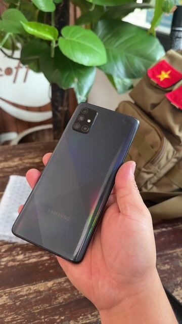 Sam sung A71 ram6/128gb nguyên zin sọc mượt Con hà. Mua bán Điện thoại tại Thành phố Buôn Ma Thuột Đắk Lắk được đăng bởi Xuân Tr hình 1