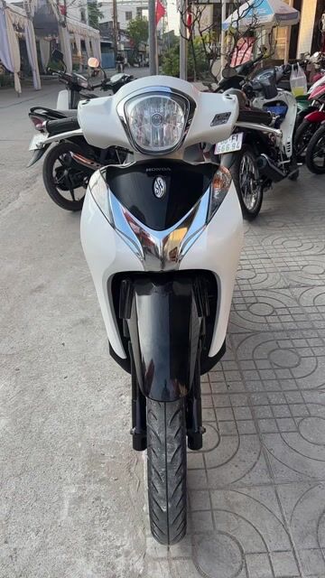 Honda SH Mode 2018 Trắng đen ( hỗ trợ góp ). Mua bán Xe máy tại Huyện Chợ Mới An Giang được đăng bởi Cửa hàng xe Thiên Phước 2 hình 1