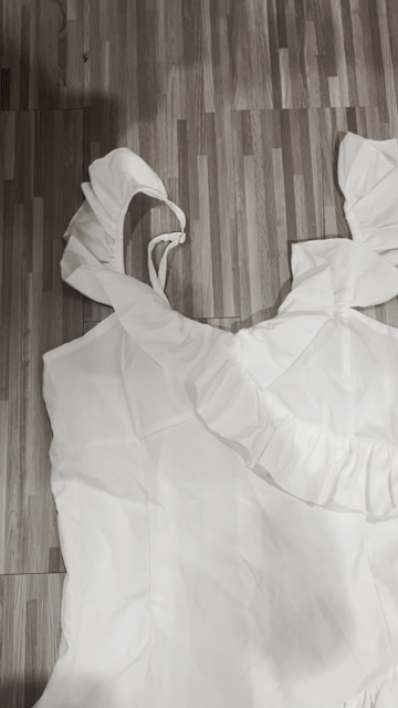 Đầm Lovito Nữ Trắng size M. Mua bán Quần áo tại Thị xã Hương Thủy Thừa Thiên Huế được đăng bởi LyLy pass đồ hình 1