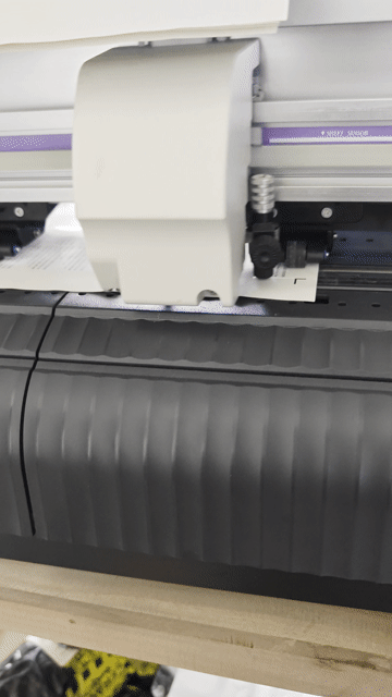 Máy cắt decal Mimaki CG60-SR3 Xám. Mua bán Đồ chuyên dụng, Giống nuôi trồng tại Thành phố Sa Đéc Đồng Tháp được đăng bởi Hieu hình 1