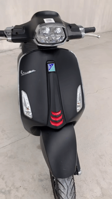 Vespa Sprint 2023 Đen Nhám ABS - BSTP Chính Chủ. Mua bán Xe máy tại Quận Gò Vấp Tp Hồ Chí Minh được đăng bởi Khương Phan hình 1