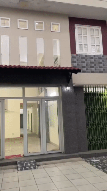 Mua bán Nhà ở Quận Bình Tân Tp Hồ Chí Minh diện tích 310 m² giá 18,5 tỷ